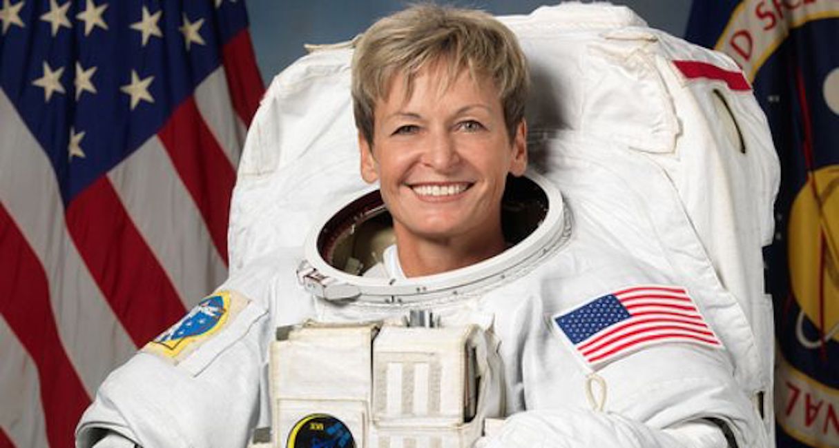 Peggy Whitson torna a casa: donna astronauta che ha trascorso più tempo nello spazio02