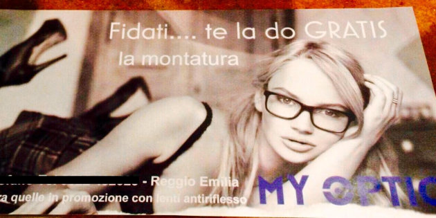 Te la do gratis....la montatura": la pubblicità dell'ottico di Reggio Emilia fa discutere
