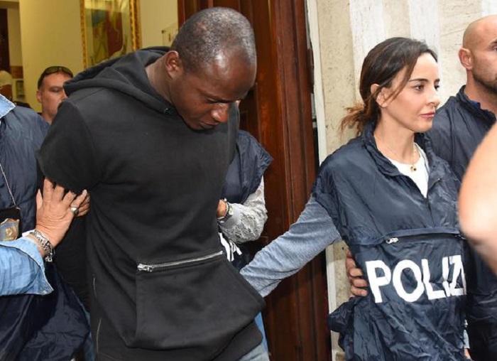 Stupratori e vigliacchi: il branco si accusa a vicenda. E per pena...la Polonia