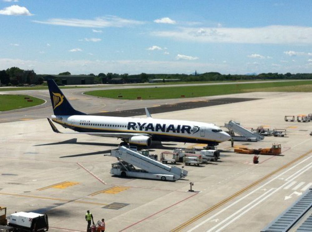 Ryanair, ai piloti proposto bonus da 12.000 euro per rinunciare alle ferie