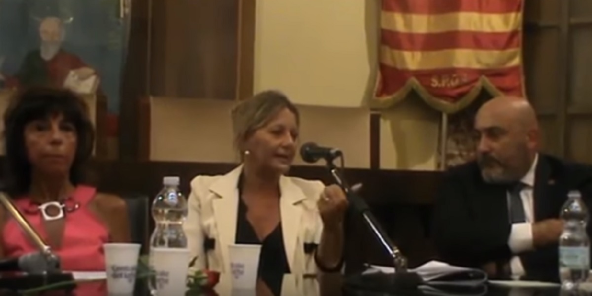 "Africani non sanno che non devono violentare le donne": la frase choc dell'avvocato