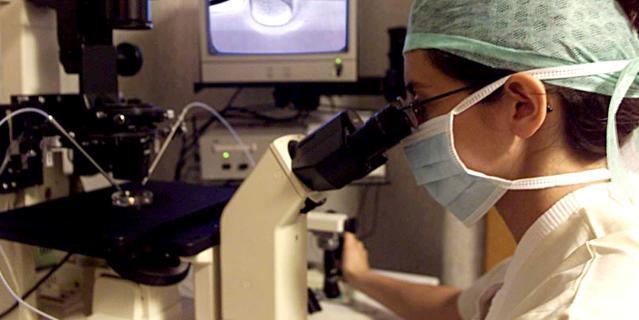 Sclerosi multipla, nuova terapia anche in Italia: basta una iniezione al mese