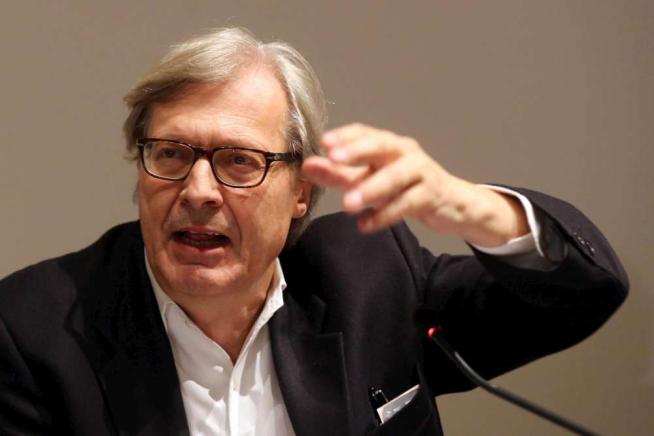 Vittorio Sgarbi: "Alle elezioni in Sicilia non mi alleo con Berlusconi, corro da solo"