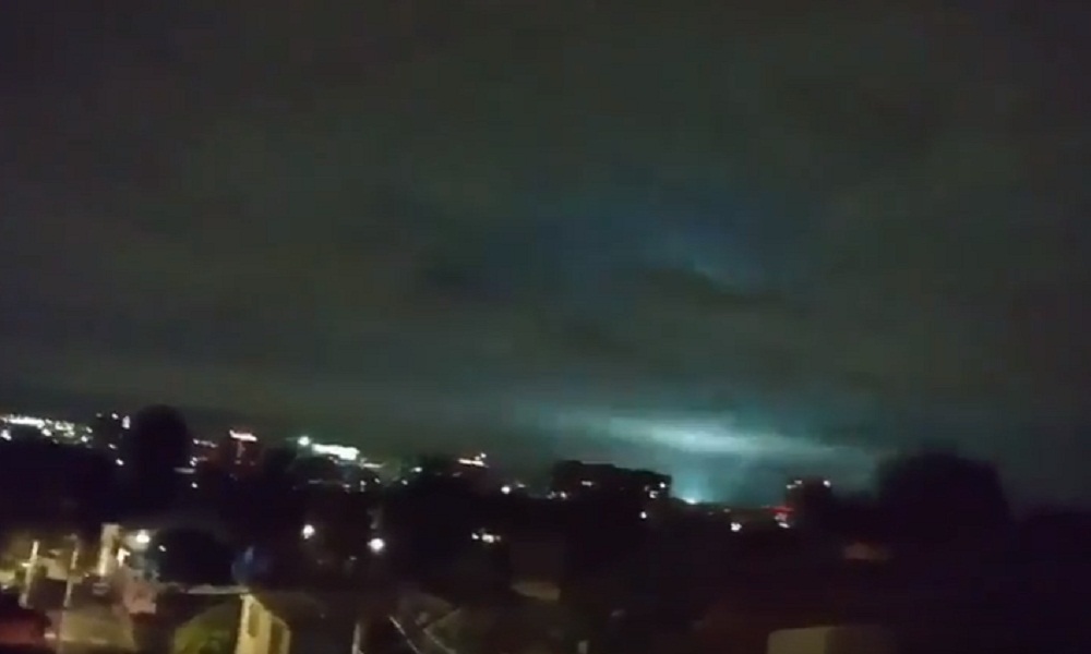 terremoto-messico-cielo-illumina