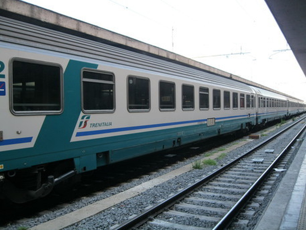 San Romano, muore investito da un treno: aveva le cuffiette alle orecchie