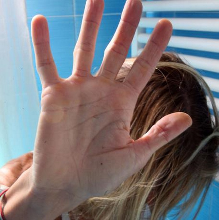 Alvignano, padre-padrone abusava della figlia minorenne e le diceva: "E' normale"