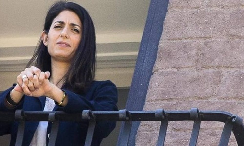 Roma allagata, Virginia Raggi: "Colpa del cambiamento climatico"