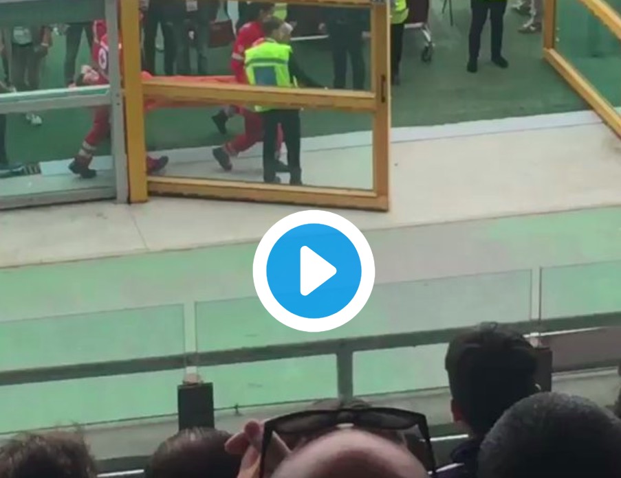 Video, paura per Belotti: esce in barella per infortunio ginocchio