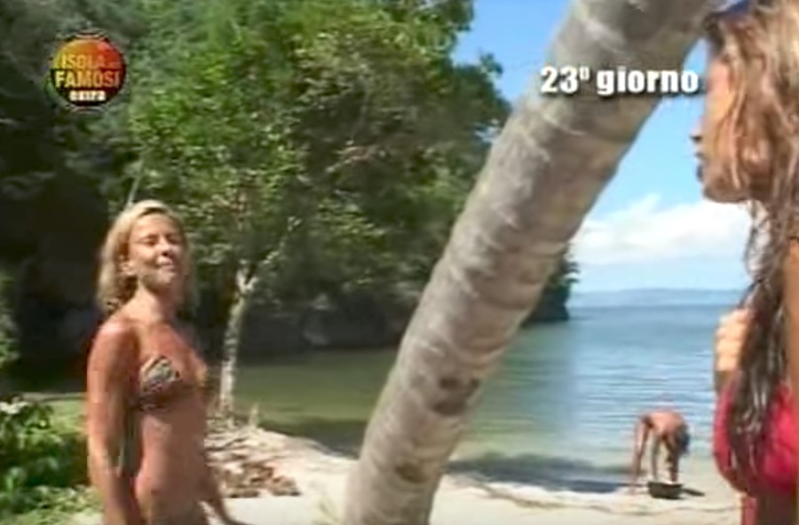 Lite tra Antonella Elia e Aida Yespica, Carmen Di Pietro: "Ecco perché vi separai"