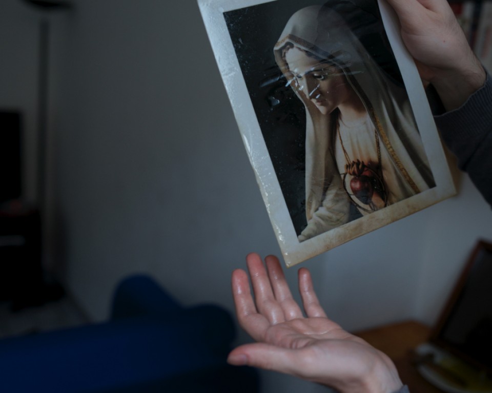 Christian Del Vecchio, gli affari del santone che trasuda olio