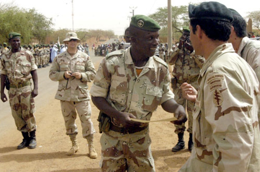 Niger: tre "berretti verdi" Usa uccisi in imboscata di Al Qaeda africana