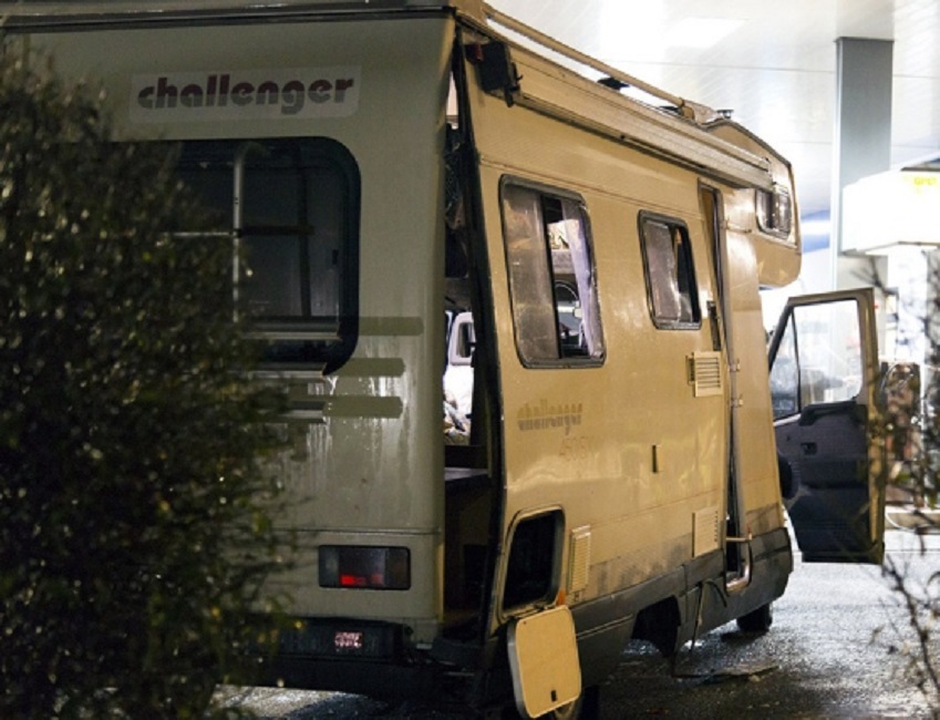 Monza-accusano-prostituta-tentato-suicidio