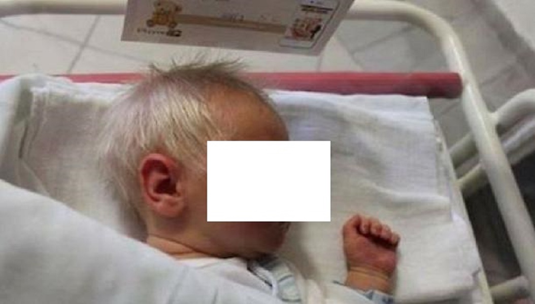 bambino-capelli-albino