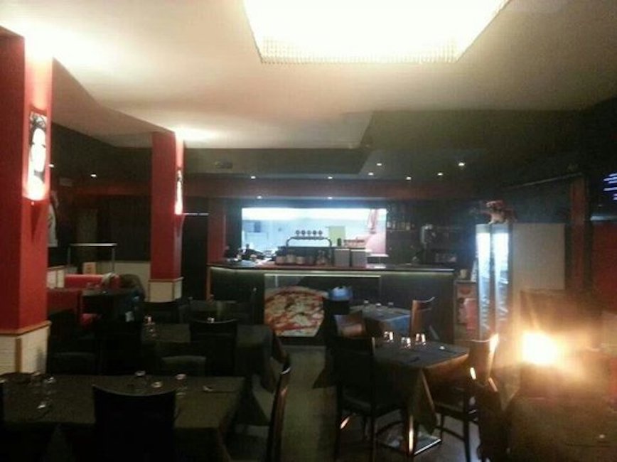 Porto Sant'Elpidio, ristorante va a fuoco: 100 clienti sgomberati, salvi