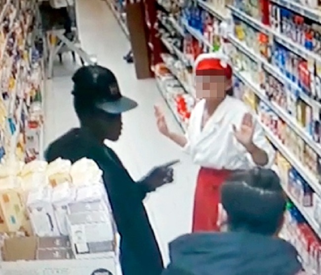 baby-gang-treno-supermercato