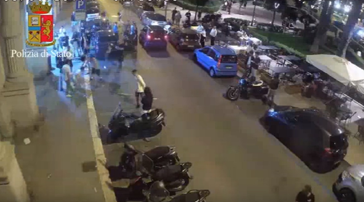 bari_coppia_gay_aggredita