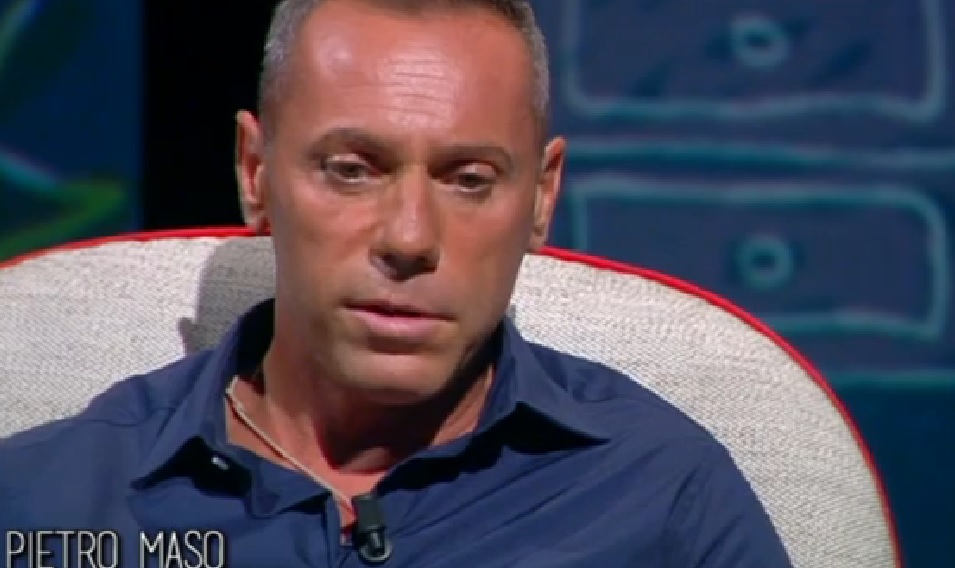 Pietro Maso da Maurizio Costanzo, critiche: "E' un assassino. Non può stare in tv"