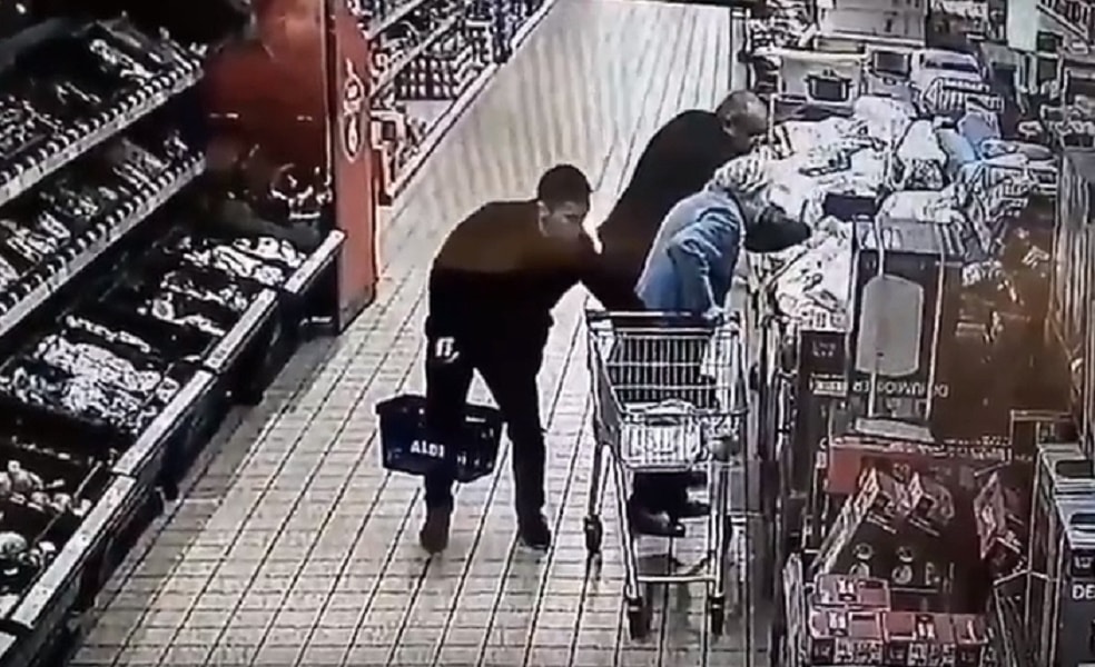 supermercato-rapoina-dieci-secondi-min