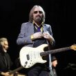 Tom Petty è morto: il leader degli Heartbreakers tradito da un attacco di cuore04