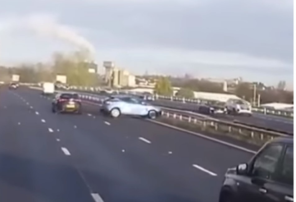 AUTO-AUTOSTRADA-SCOZIA