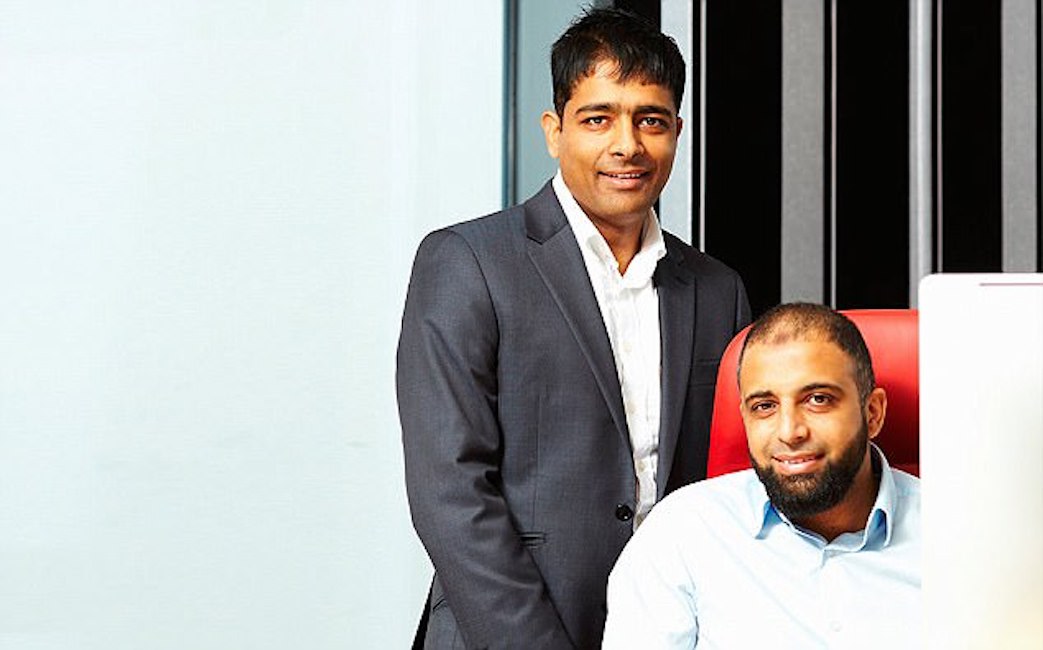 fratelli-indiani-benzinai-miliardari