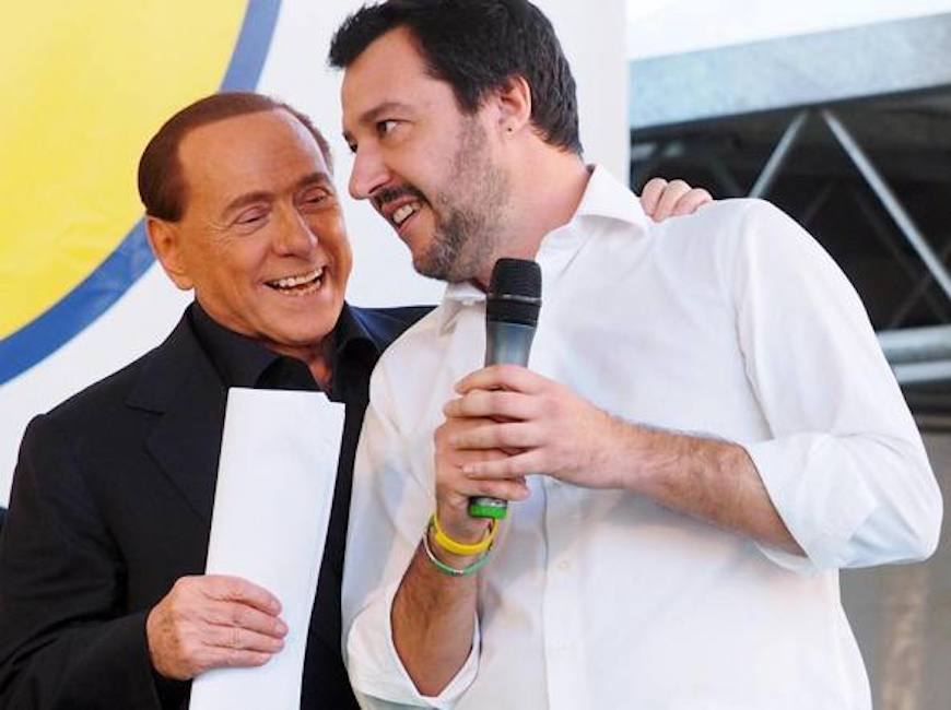 Berlusconi-sgambetto-Salvini