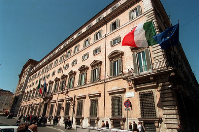 palazzo-chigi-insetti