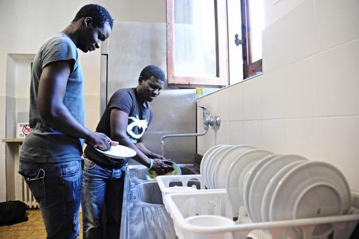 extracomunitari-ansa