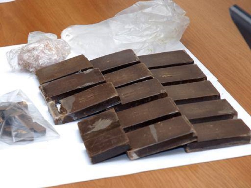Cerignola-hashish-cioccolata-bimbo