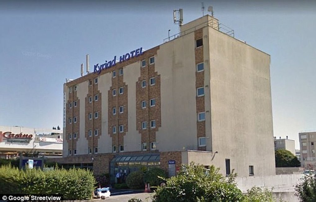 Parigi-turisti-cinesi-rapinati