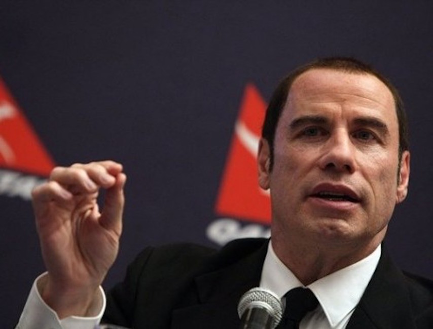 John-Travolta-molestie-massaggiatore