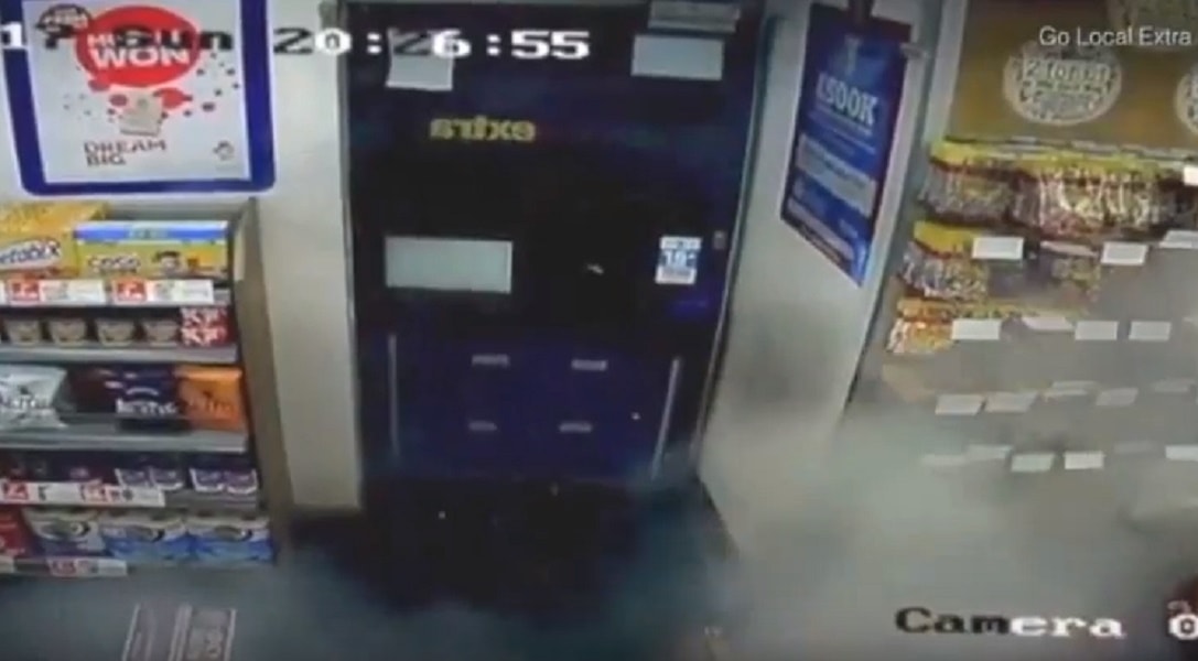 ladri-petardi-negozio