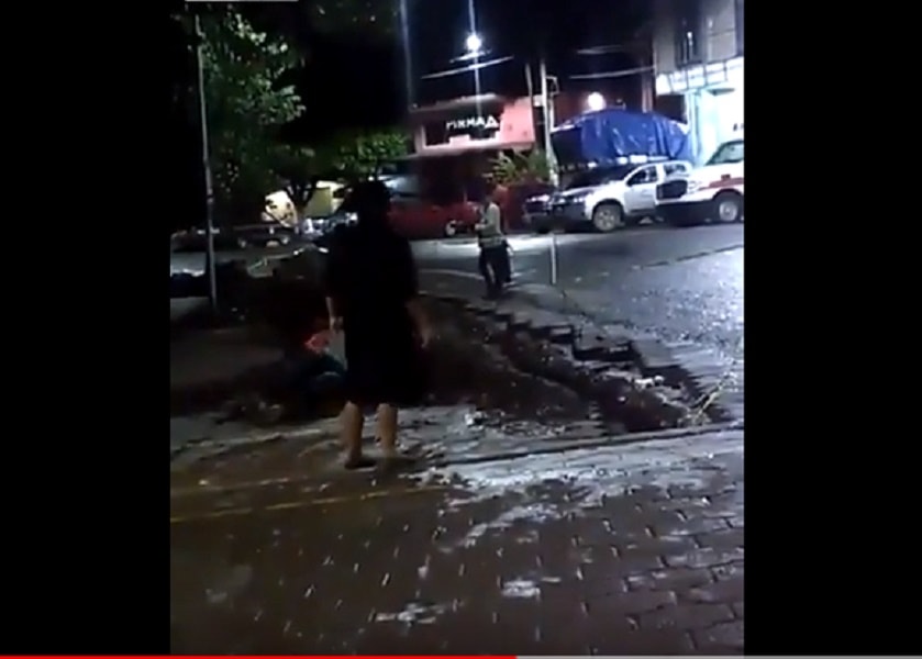 messico-donna-picchiata-strada-