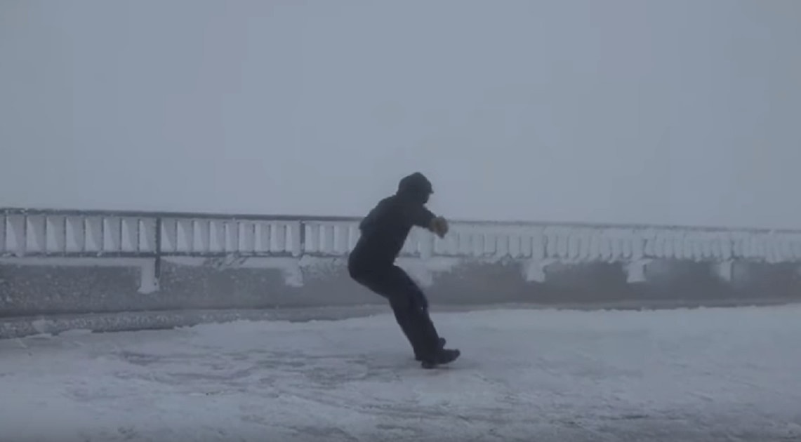 meteorologo-vento-forte