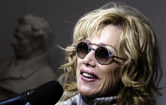 nancy-brilli-molestie