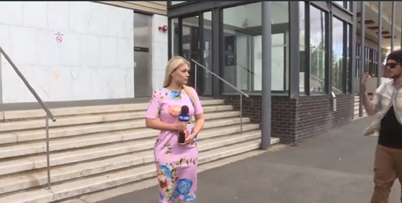 reporter-australiana-molestata