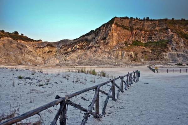vulcano-solfatara