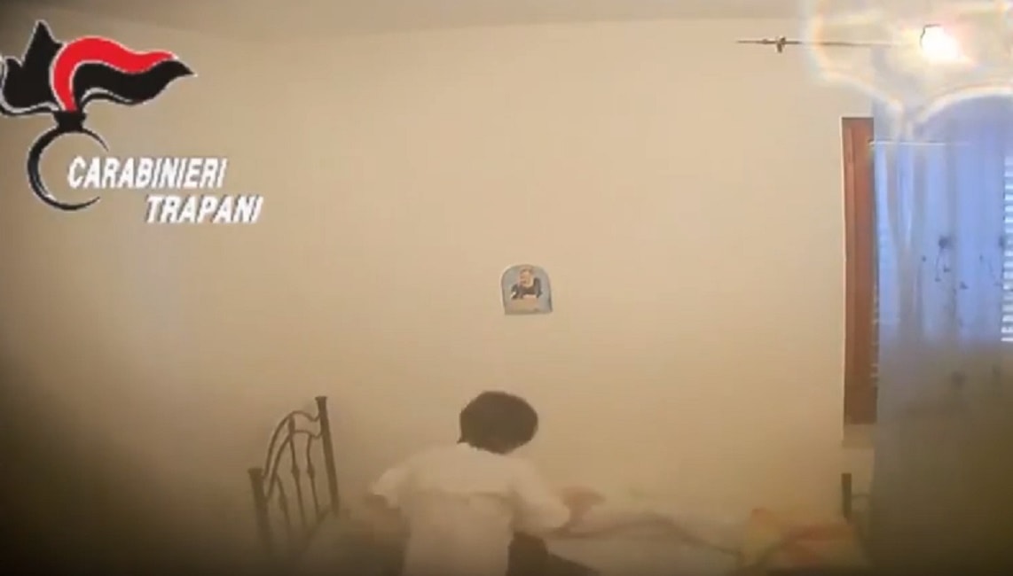 trapani-botte-anziani-