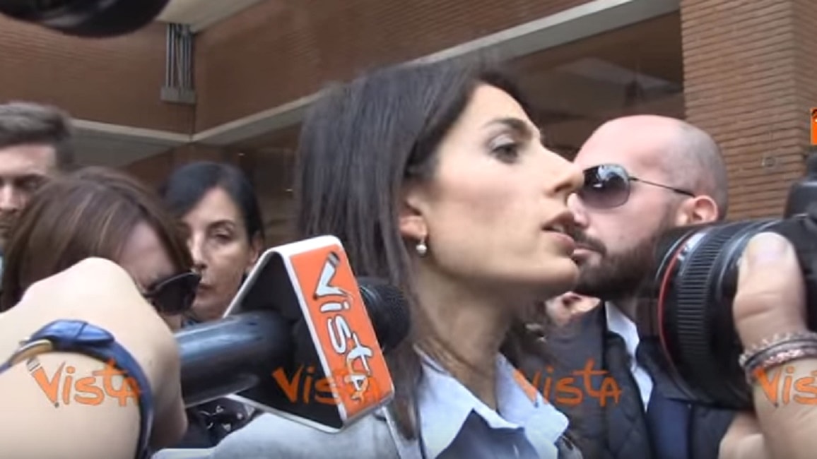 virginia-raggi-ostia-spada