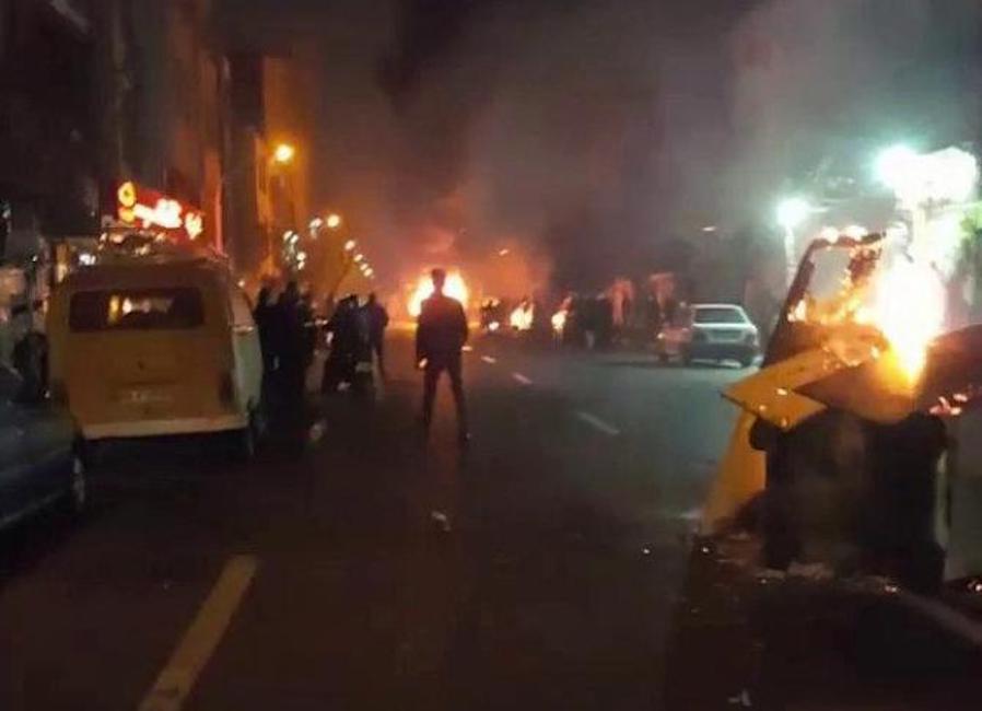 Iran-proteste-spari-morti-03