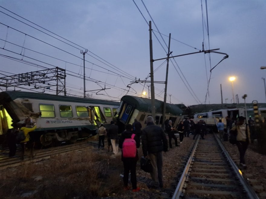 Treno deragliato a Pioltello indagati