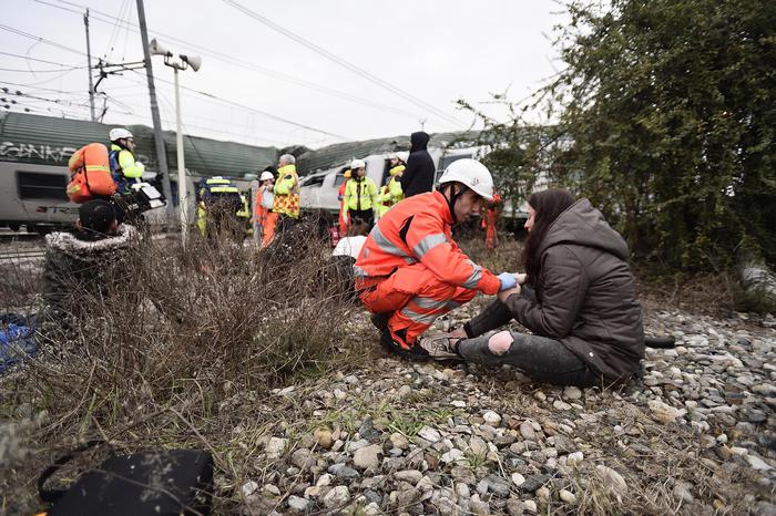 pioltello soccorsi treno deragliato