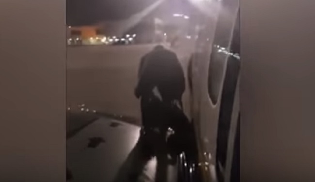 aereo-ryanair-passeggero