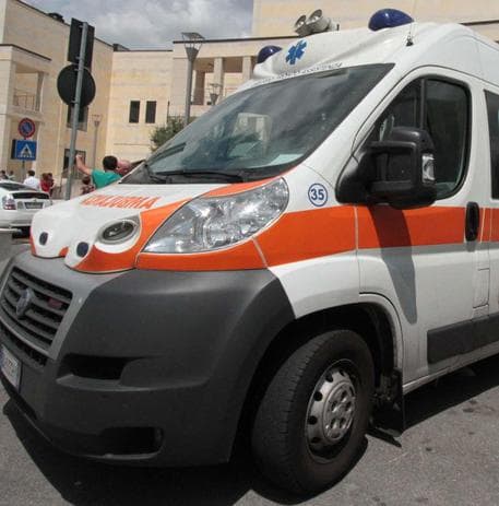 ambulanza-mmonossido-lecce