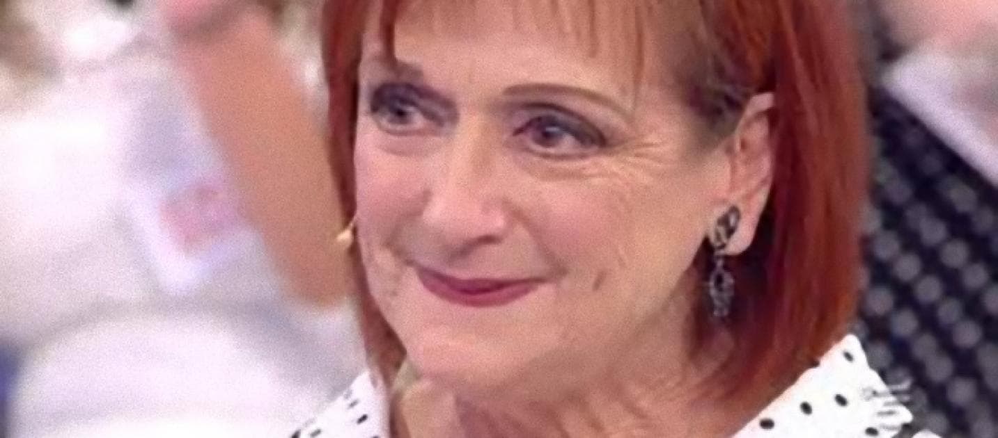 annamaria-trono-over