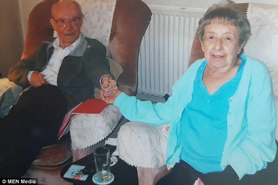 Arhtur-Dorothy-morti-insieme