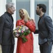 baglioni-sanremo-fiore-mano