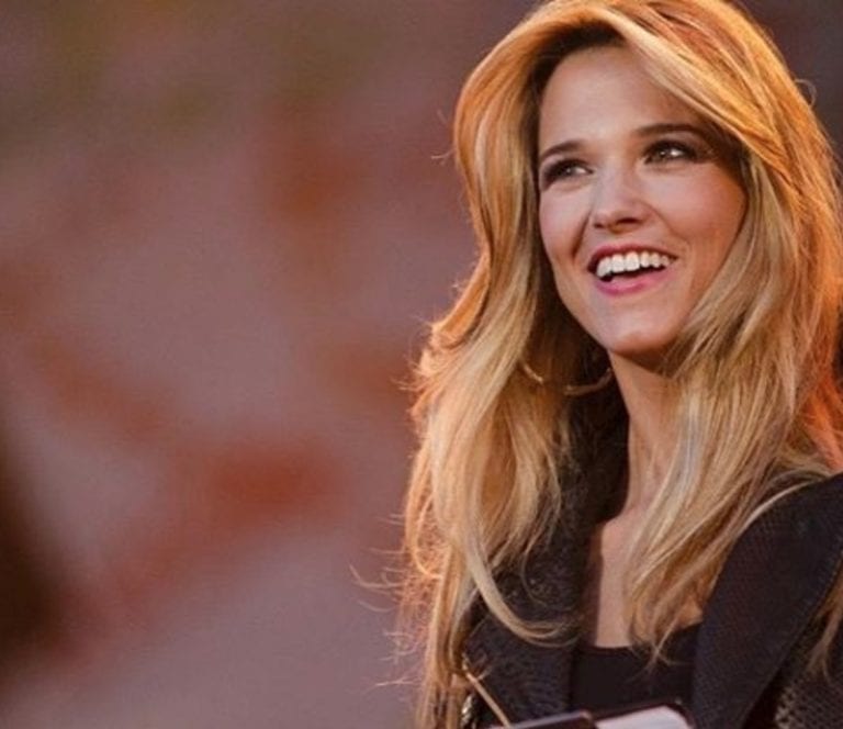 La giornalista Francesca Barra corre con il Pd in Basilicata. E annuncia: "Ho sposato Claudio Santamaria"