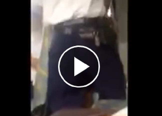 ragazza-senza-biglietto-rapporto-orale