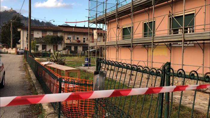 cadavere-giardino-camaiore